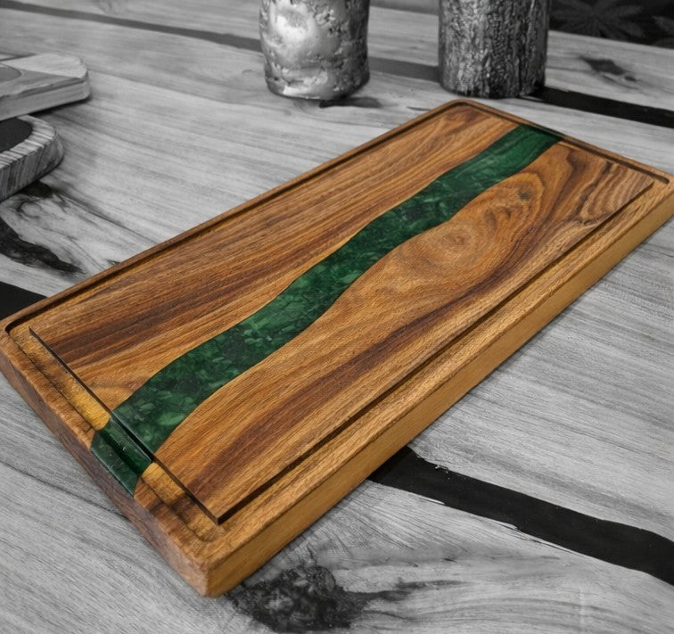 Carver with Resin 450x280